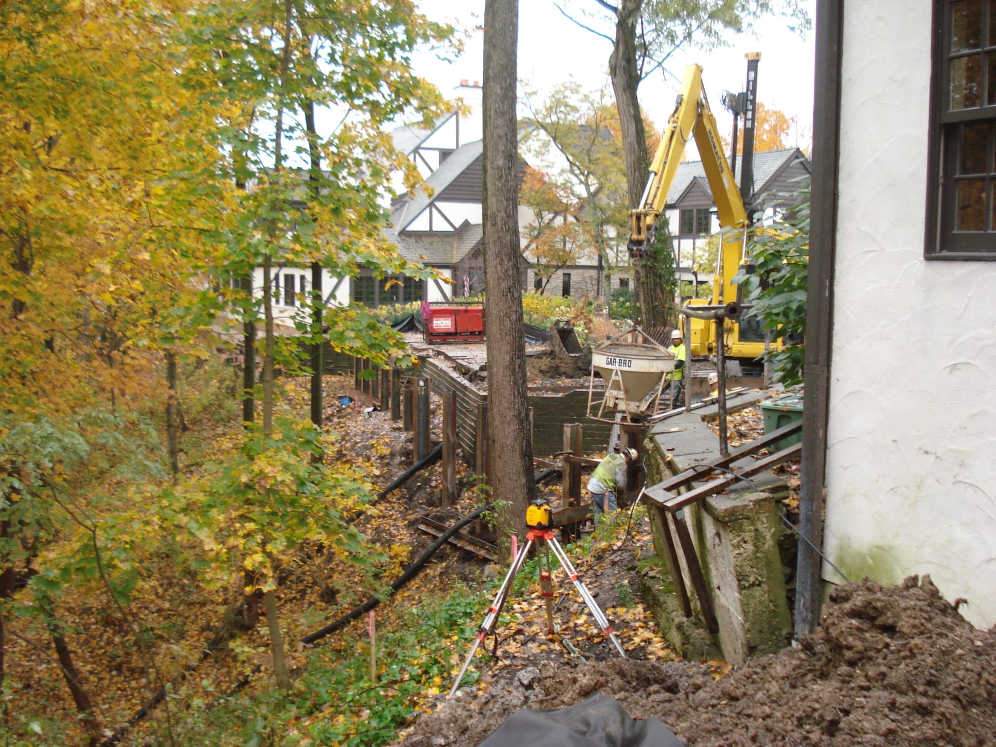 Private Residence – Soldier Beam and Lagging Wall - Image 3